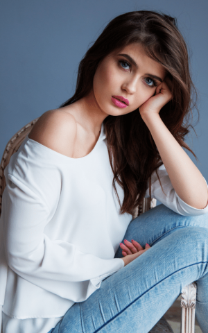 woman with permanent makeup